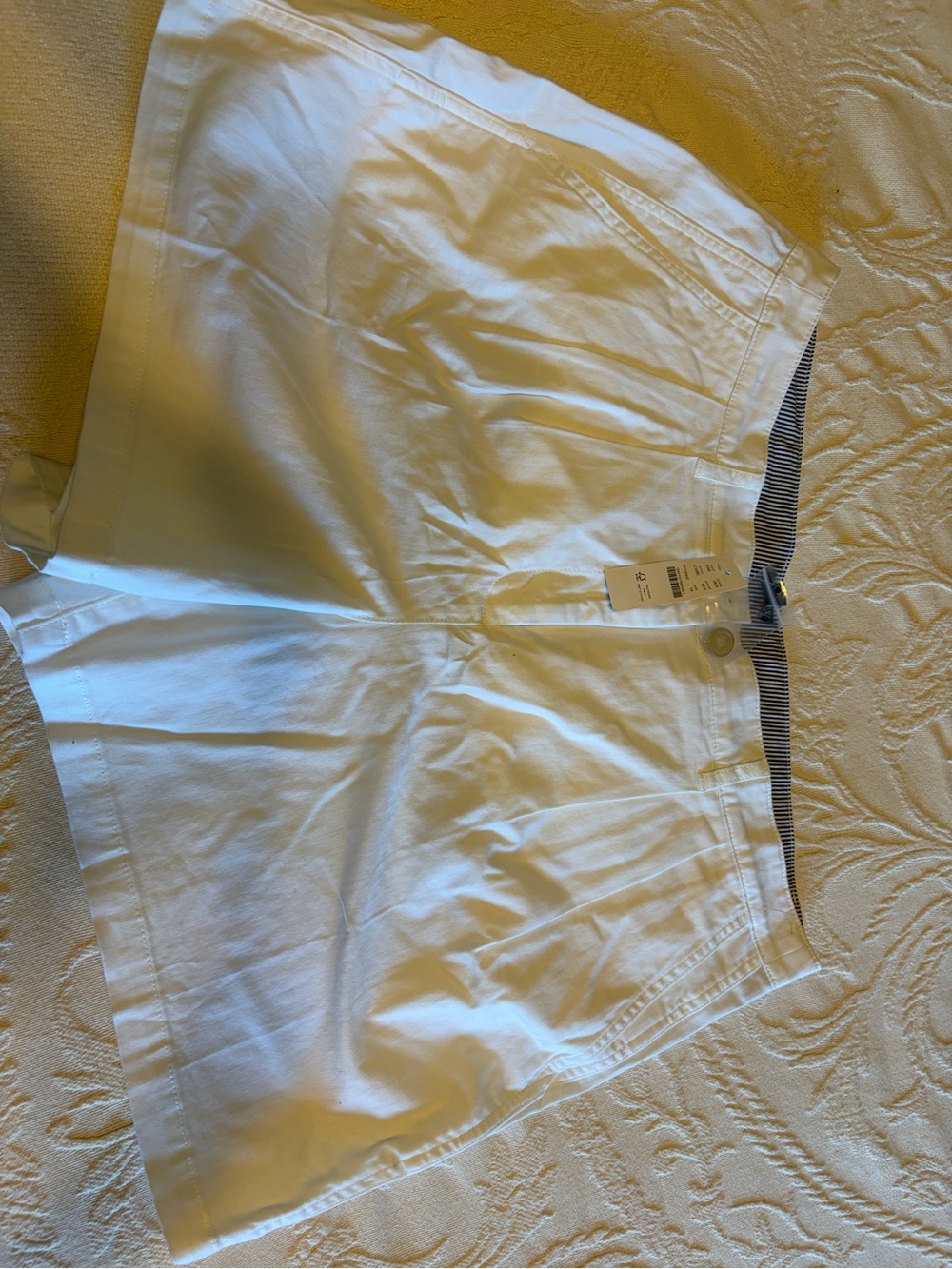 NWT J. Crew White Casual Cotton Shorts size 14 classic traditional versatile - Picture 1 of 8